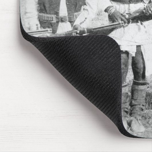 Geronimo und drei seiner Apache-Krieger, 1886 (b Mousepad (Ecke)