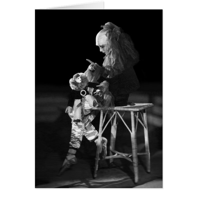 Gertrude Lawrence in Pierrot-Kostüm (Vorne)