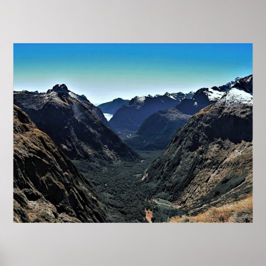 Gertrude Saddle Poster (Vorne)
