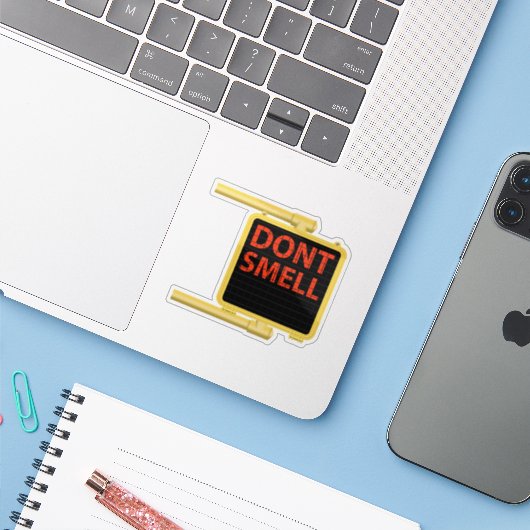 Geruchst nicht über die Straße und signiert Aufkleber (Laptop mit iPhone)