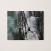 Gerundete Felsen-Klippe durch Verzasca Fluss Puzzle (Horizontal)