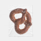 Gesalzene Brezel Fleecedecke (Vorderseite)