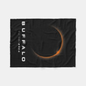 Gesamt Solar Eclipse 2024 - Buffalo Solar Eclipse Fleecedecke (Vorderseite (Horizontal))