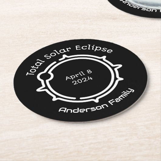 Gesamt Solar Eclipse 2024 Modernes Minimal Schwarz Runder Pappuntersetzer (Angewinkelt)