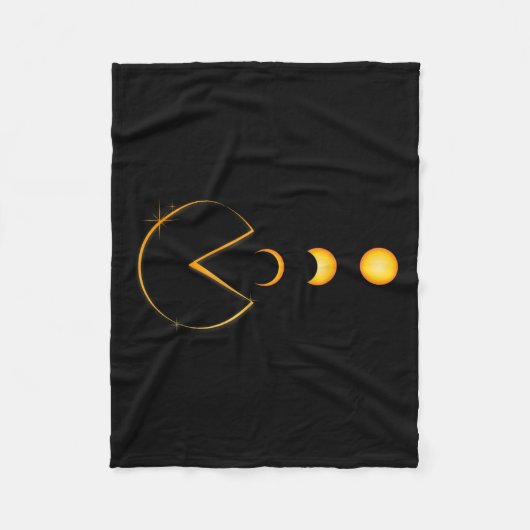 Gesamt Solar Eclipse Funny Gamer Eating Solar Men  Fleecedecke (Vorderseite)
