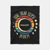 Gesamt Solar Eclipse Vermont Retro 2024 Männer Fra Fleecedecke (Vorderseite)