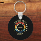 Gesamt Solar Eclipse Vermont Retro 2024 Männer Fra Schlüsselanhänger (Vorderseite)