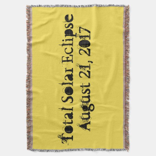 Gesamter August 21, 2017 Decke (Vorderseite Vertikal)