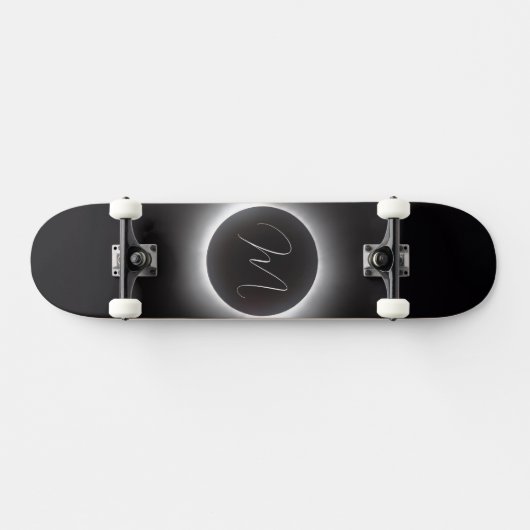 Gesamtsolares Eclipse Mit Monogramm Skateboard (Horizontal)
