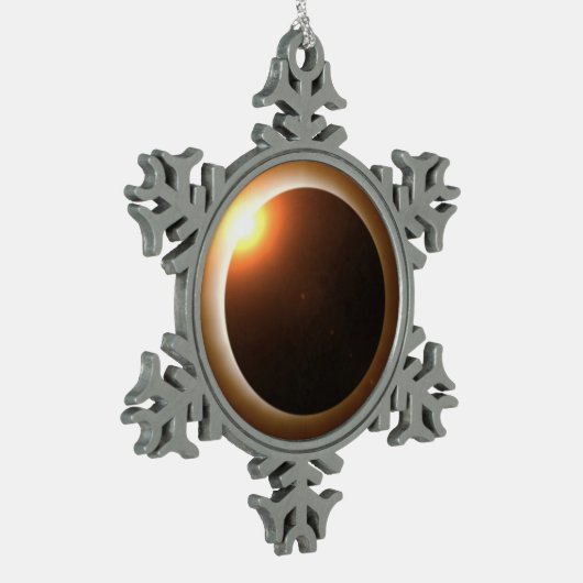 Gesamtsolares Eclipse Schneeflocken Zinn-Ornament (Links)