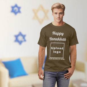 Geschäft Chanukka-Gruß auf braunem T-Shirt