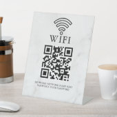Geschäfts-WLAN-Netzwerk-QR-Code personalisiert Sockelschild (In SItu)