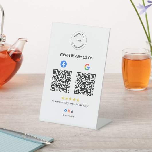 Geschäftsbewertungs-Ständerschild mit QR-Code Sockelschild (In SItu)