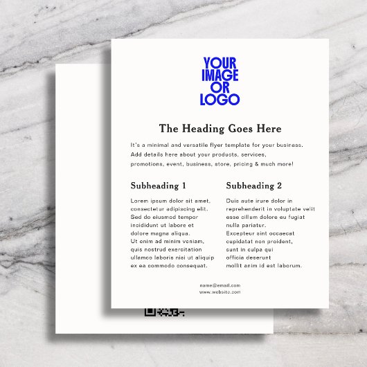 Geschäftslogo Minimal Elegant QR-Code Weiß Flyer