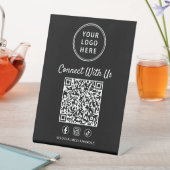 Geschäftslogo QR-Code schwarzes Tischdisplay Sockelschild (In Situ)