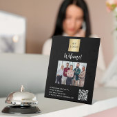 Geschäftslogo Schwarzes Foto - QR-Code Sockelschild