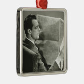 Geschäftsmann, der die Zeitung liest Ornament Aus Metall (Rechts)