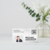 Geschäftsmann im Anzug | QR-Code | Unternehmen Visitenkarte (Stehend Vorderseite)