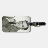 Geschäftsmann-Zeigen Gepäckanhänger (Vorderseite horizontal)