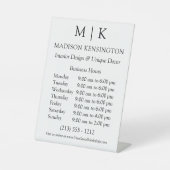 Geschäftszeiten für Monogramme oder Logos hinzufüg Sockelschild (Vorderseite)