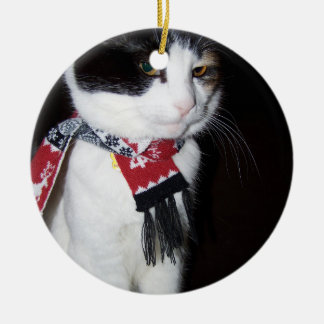 Geschenk-Anhänger mit Dreifarbenkatze und Schal Keramik Ornament