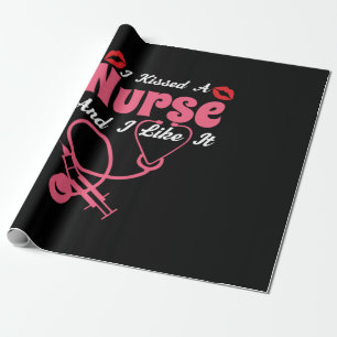 Geschenk für Krankenschwester   Ich küsste eine Kr Geschenkpapier