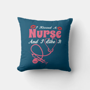 Geschenk für Krankenschwester   Ich küsste eine Kr Kissen