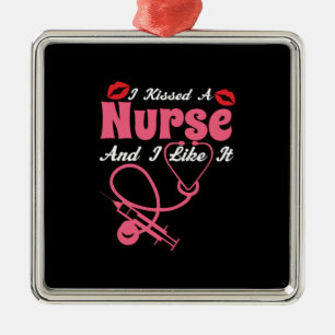 Geschenk für Krankenschwester   Ich küsste eine Kr Ornament Aus Metall