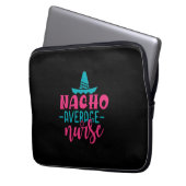 Geschenk für Krankenschwester | Nacho Average Nurs Laptopschutzhülle (Vorderseite Links)