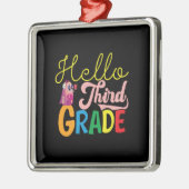 Geschenk für Lehrer | Hello Third Grade Ornament Aus Metall (Links)