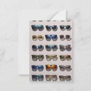 Geschenk mit Sonnenbrillenthema Mitteilungskarte