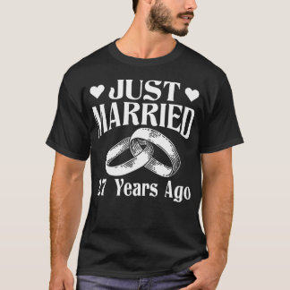 Geschenk zum Hochzeitsfeiern T-Shirt