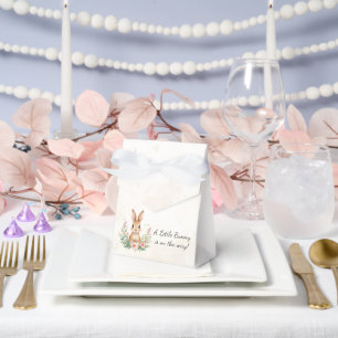 Geschenkbox für kleine Hasen zur Babyparty Geschenkschachtel
