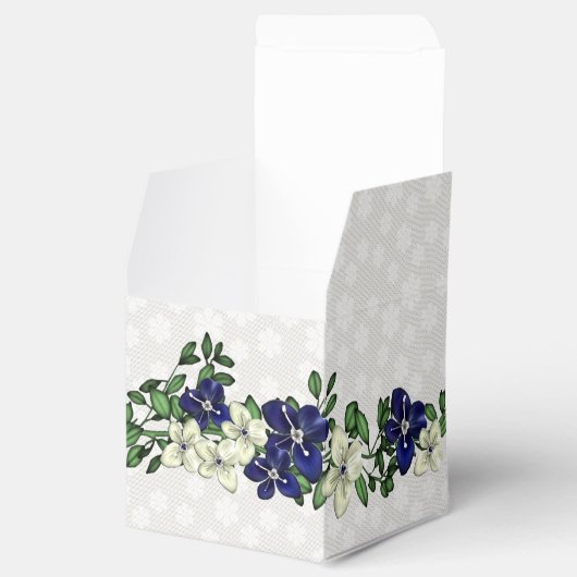 Geschenkboxen der Elfenbeinblume und der blauen Ga Geschenkschachtel (Geöffnet)