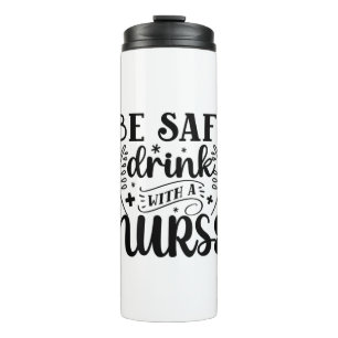 Geschenke für Krankenschwestern können mit einer K Thermosbecher