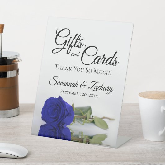 Geschenke & Karten Royal Blue oder Cobalt Rose Vie Sockelschild (In SItu)