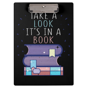 Geschenke lesen in einem Buch Klemmbrett