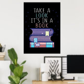 Geschenke lesen in einem Buch Poster (Heimbüro)