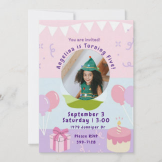 Geschenke und Kuchen | Pink Lila Girls Geburtstags Einladung