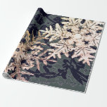 GESCHENKE WRAPPING LACE UND SCHNEELAKEN IN BLAU GESCHENKPAPIER<br><div class="desc">ANTIQUE LACE PATTERN WITH WILSON BENTLEY SNOWFLAKES JEDEN ANLASS GIFT WRAPPING IST AUCH GROSS FÜR CHRISTMAS Wilson Alwyn Bentley (9. Februar 1865 - 23. Dezember 1931), auch bekannt als Snowflake Bentley, ein amerikanischer Meteorologe Fotograf, der als erste bekannte Person detaillierte Fotos von Schneeflocken machte und deren Merkmale aufnahm.[1] Er perfektionierte...</div>