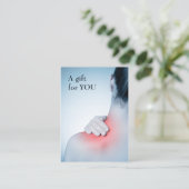 Geschenkgutschein eines modernen Massagetherapeute Rabattkarte (Stehend Vorderseite)