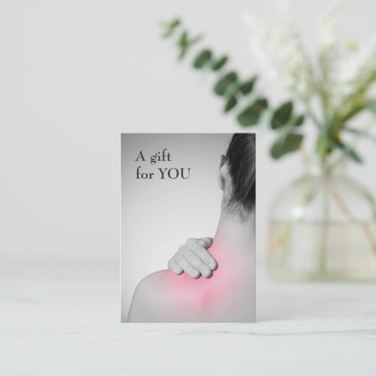 Geschenkgutschein eines modernen Massagetherapeute Rabattkarte (Stehend Vorderseite)