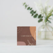 Geschenkgutschein für abstraktes Rostblätterblatt Quadratische Visitenkarte (Stehend Vorderseite)