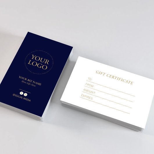 Geschenkgutschein für moderne Navy & Gold-Business Visitenkarte
