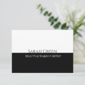 Geschenkgutschein für moderne Schwarz-Weiß-Beauty Begleitkarte (Stehend Vorderseite)