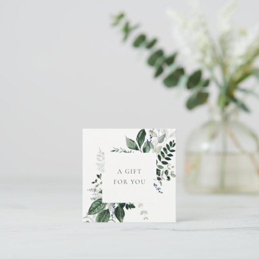 Geschenkgutschein für tropische Blätter mit grüner Quadratische Visitenkarte (Stehend Vorderseite)