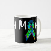 Geschenkidee für Frauen - Autismus Mama Shirt. Pha Kaffeetasse (VorderseiteRechts)