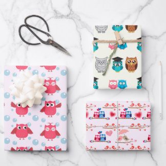 Geschenkpapier aus rosa und gelber Eule