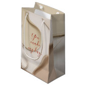 Geschenktasche in abstrakter Grafik Kleine Geschenktüte (Vorderseite Schrägansicht)