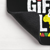 Geschenkte junge schwarze Dashiki-Afrikanische Sto Mousepad (Ecke)